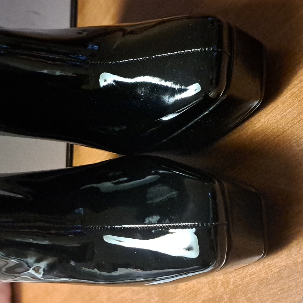 FLASH SALE Guess blk boots Byra 6.5 - Picture 3 of 10